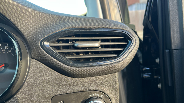 Vauxhall Crossland 1.2 Turbo [130] GS Line 5dr Auto Petrol Hatchback